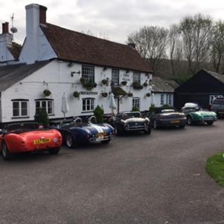 The Cricketers Arms Hotel เพทเวิร์ธ ภายนอก รูปภาพ